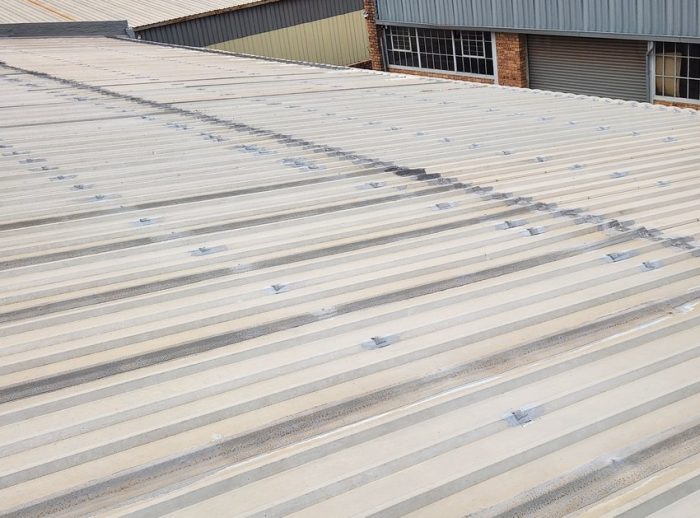 metal-roof-waterproofing-parkhurst-2